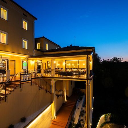 Albergo Cane Доцца Экстерьер фото